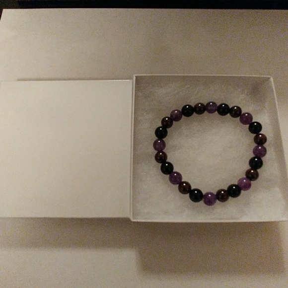 Amethyst & Garnet Stone Bracelet - Picture 6 of 8